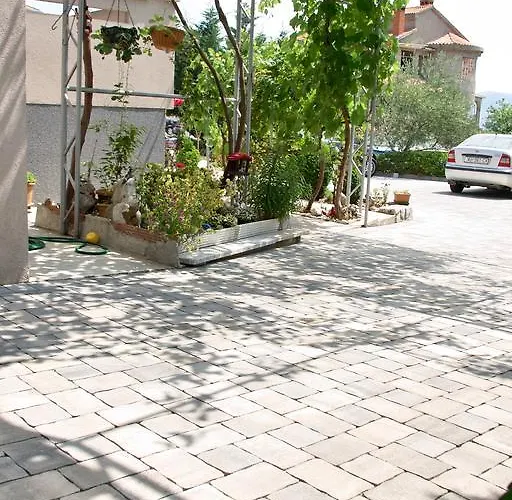 Apartament Kabashi Veglia